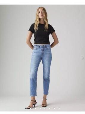 Levi’s Wedgie Straight Ankle Jeans Size 27